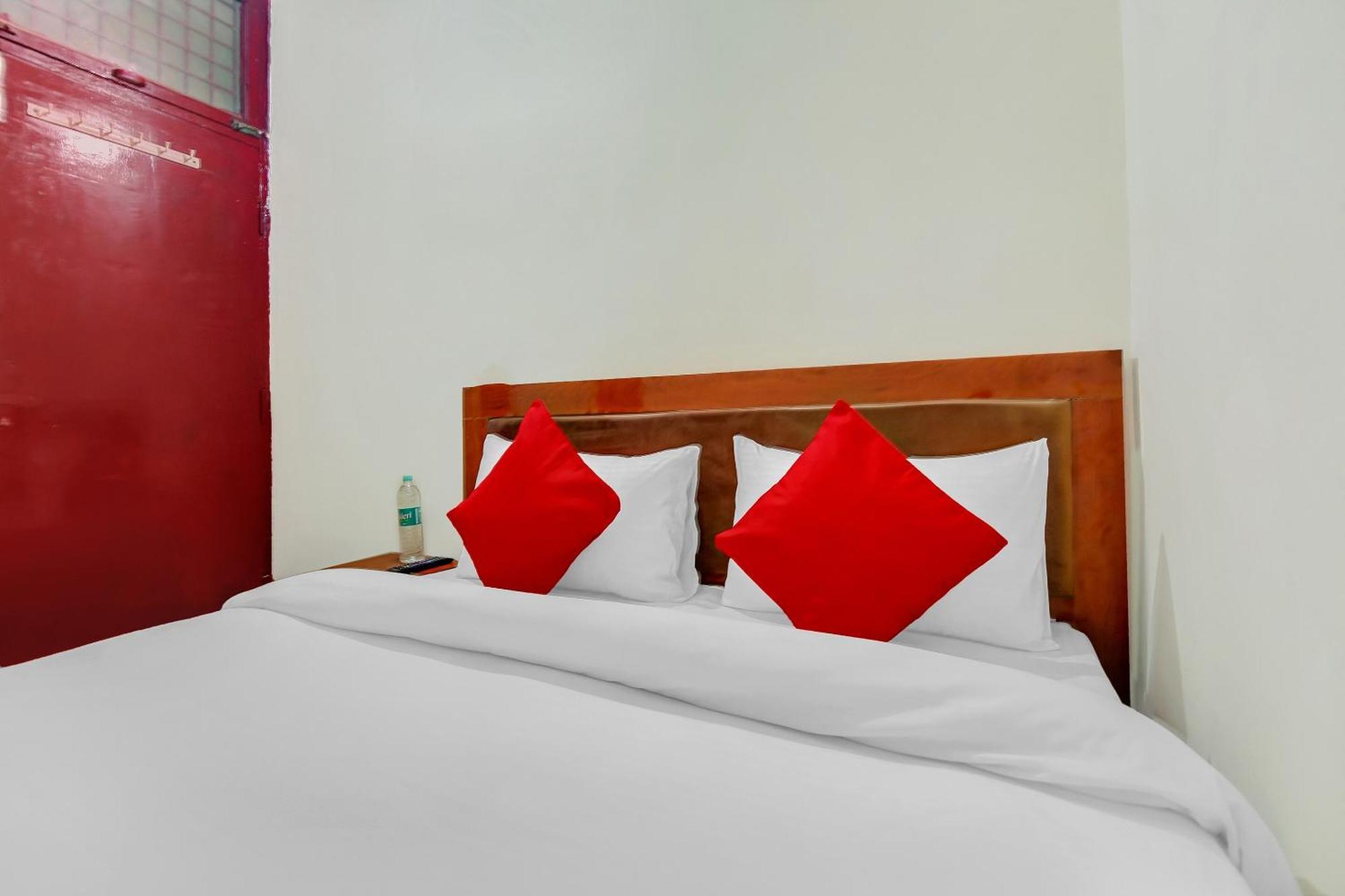 Hotel O Yash Hotel Ghaziabad Exterior photo